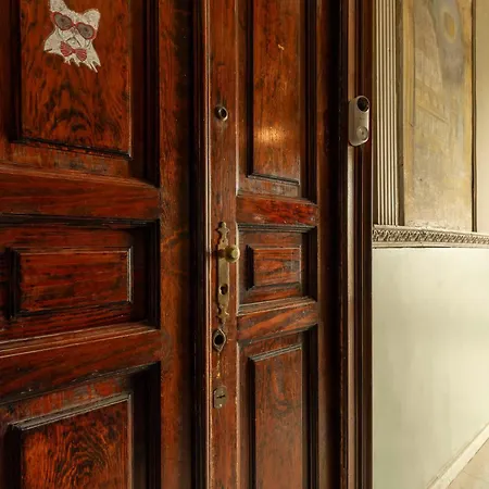 Appartement Montebello 42 Balcony By Alterego